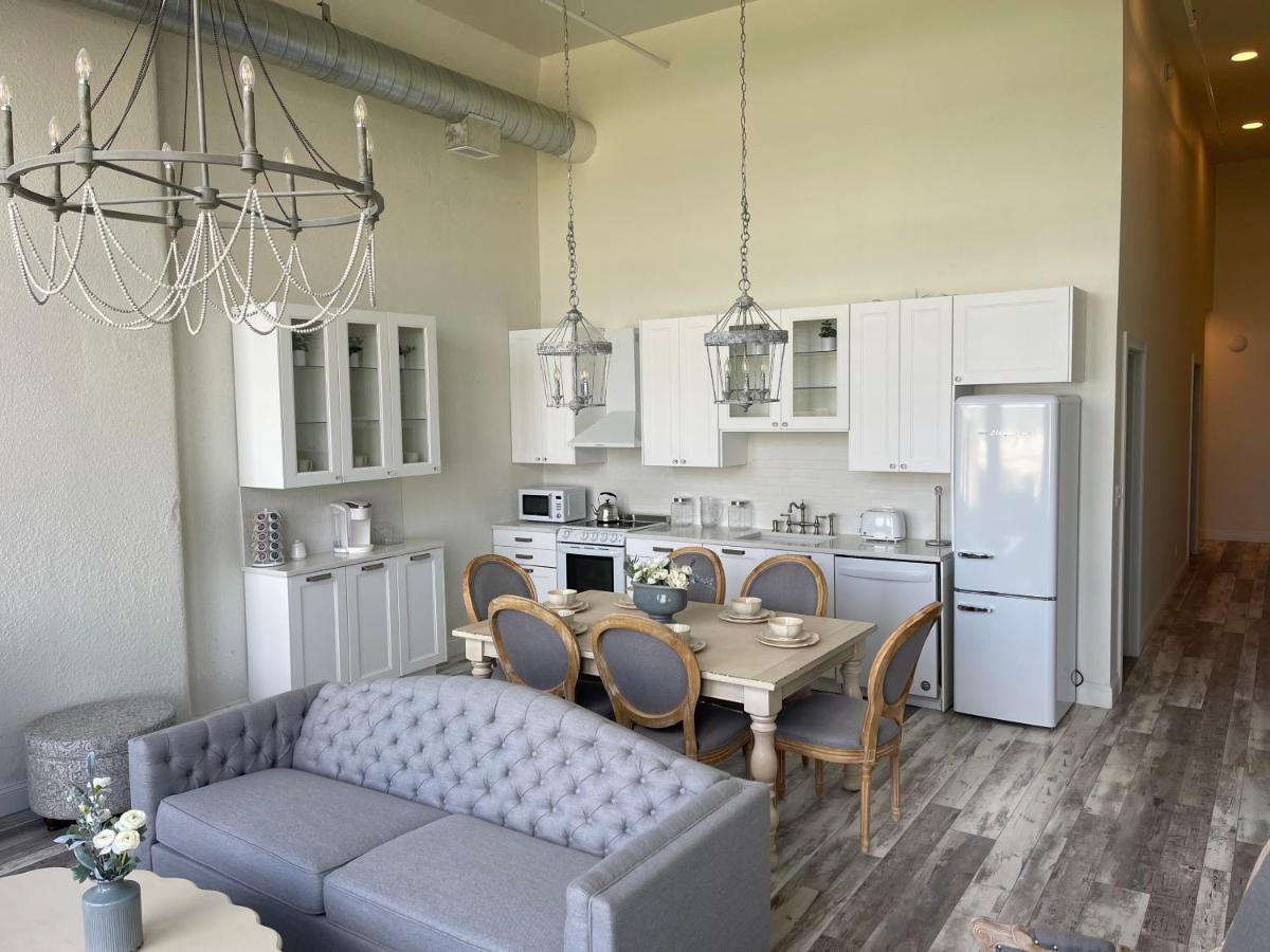 Apartment Bluegrass River View! Soak & Savor By Hollyhock Louisville
